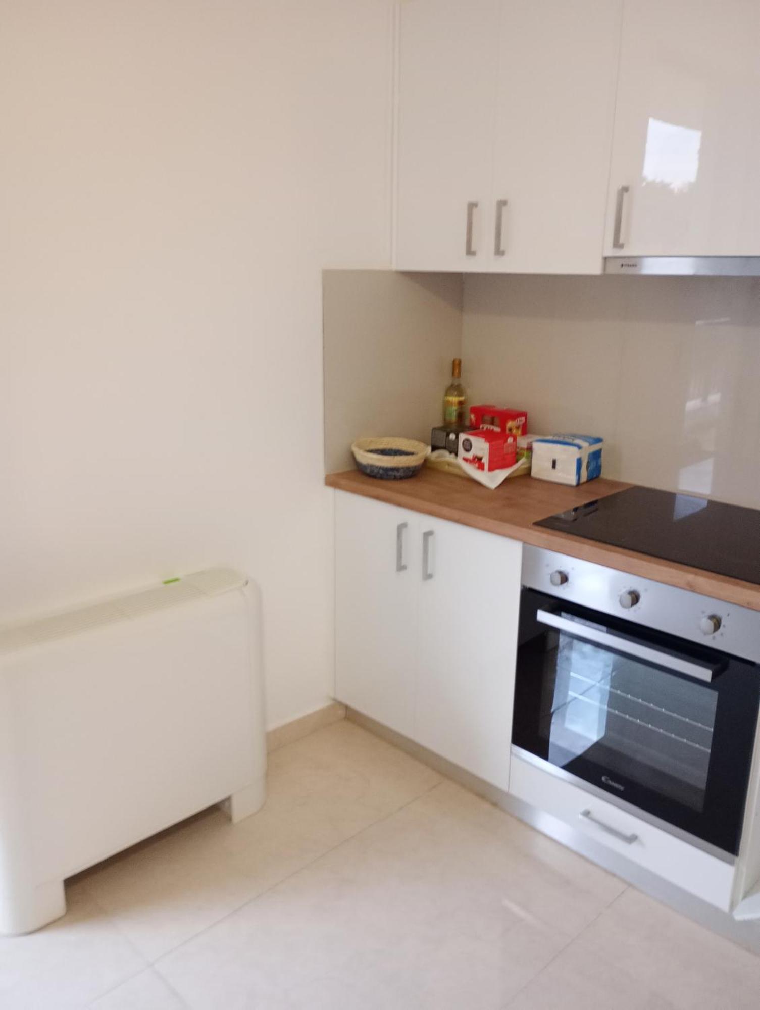 Appartement Coastal Garden Getaway à Vári Extérieur photo
